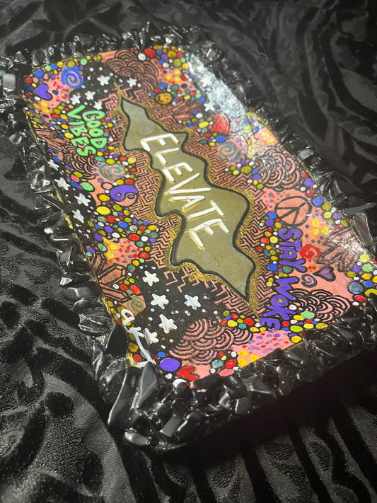 Elevate Tray